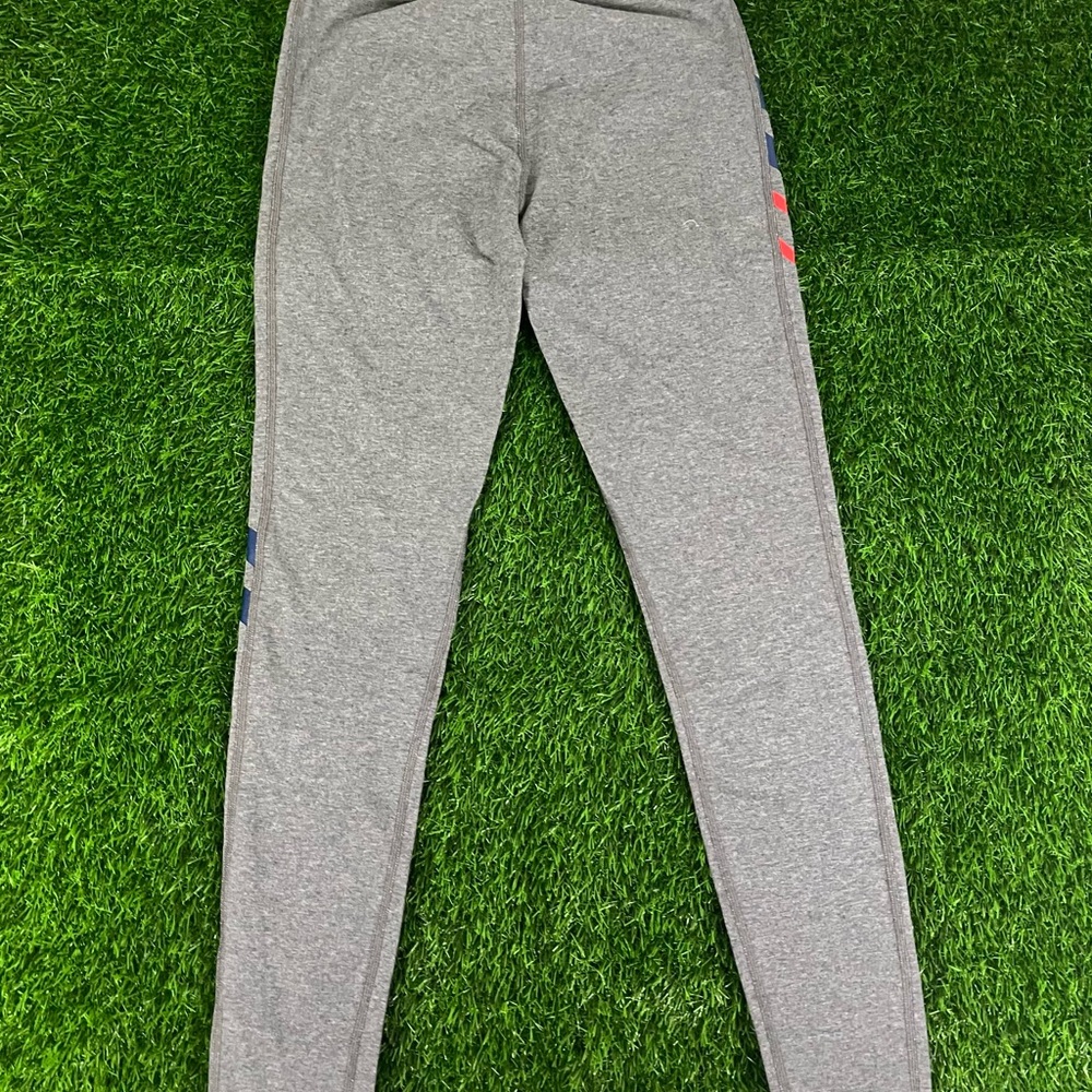 Under Armour NFL New England Patriots Women's HeatGear Ankle Leggings SZ. S - Picture 12 of 15